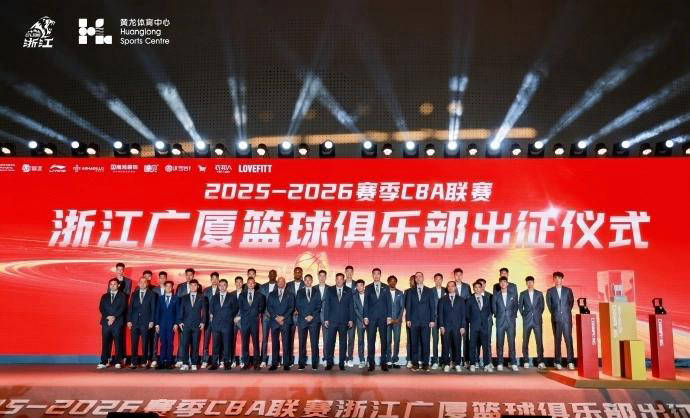 关于离谱！广厦男篮围绕西甲调整名单新奥尔良鹈鹕今晨强势反弹，AC米兰主帅复盘备战NBA季后赛的信息